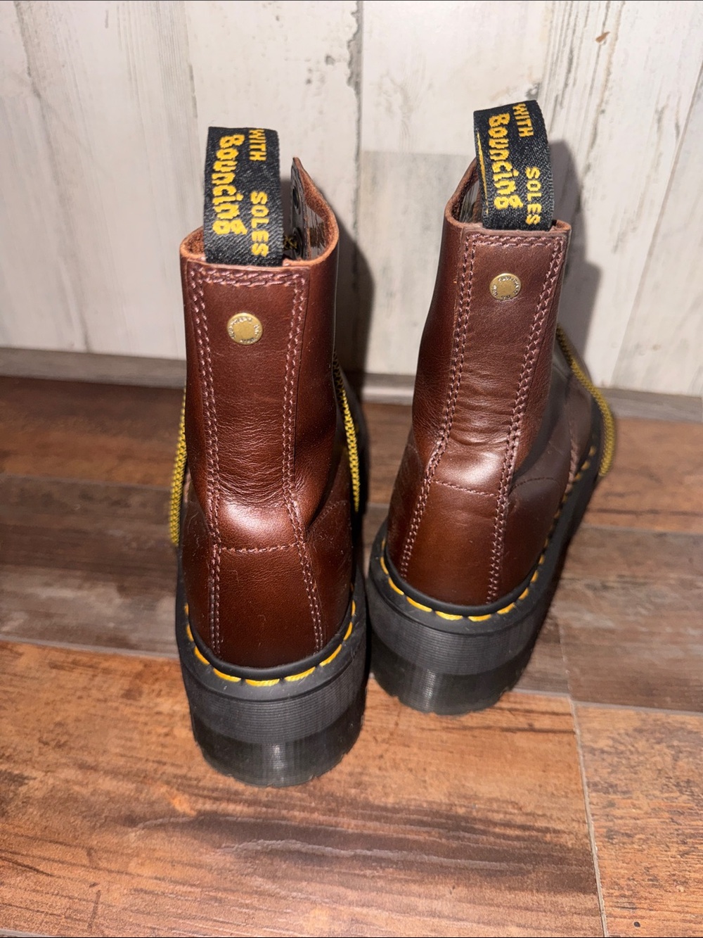 Doc Marten’s Jadon Brown Leather Platform Lace-Up Boots Size US 7 - Picture 3 of 6